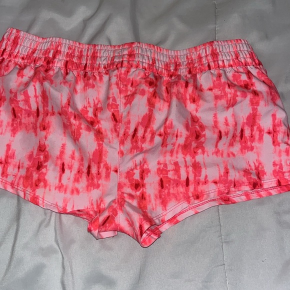 (XL) Pink and White tie-dye Swim Shorts - Picture 2 of 3